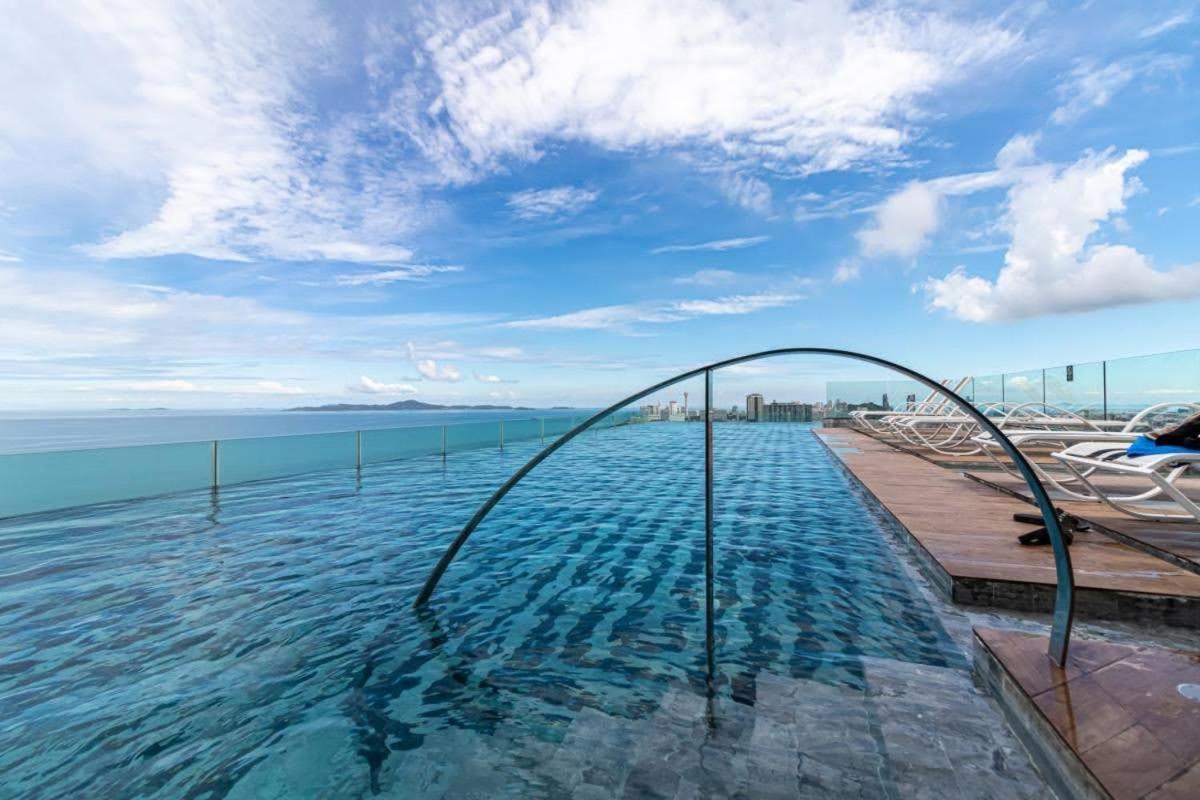 Riviera Jomtien Beach By Monthstayz Exterior photo