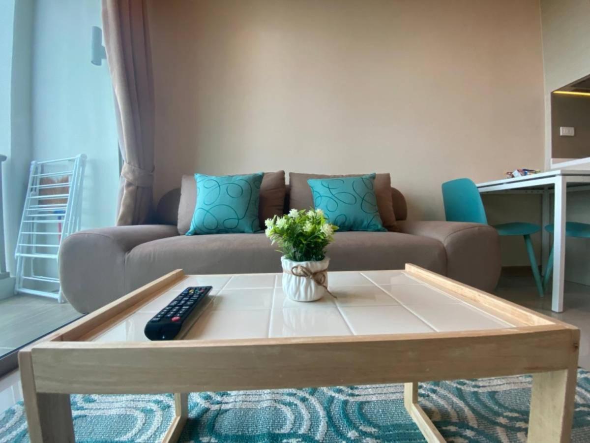Riviera Jomtien Beach By Monthstayz Room photo