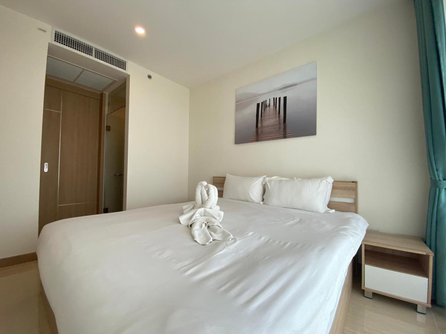 Riviera Jomtien Beach By Monthstayz Room photo