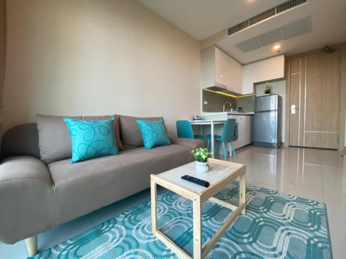 Riviera Jomtien Beach By Monthstayz Room photo