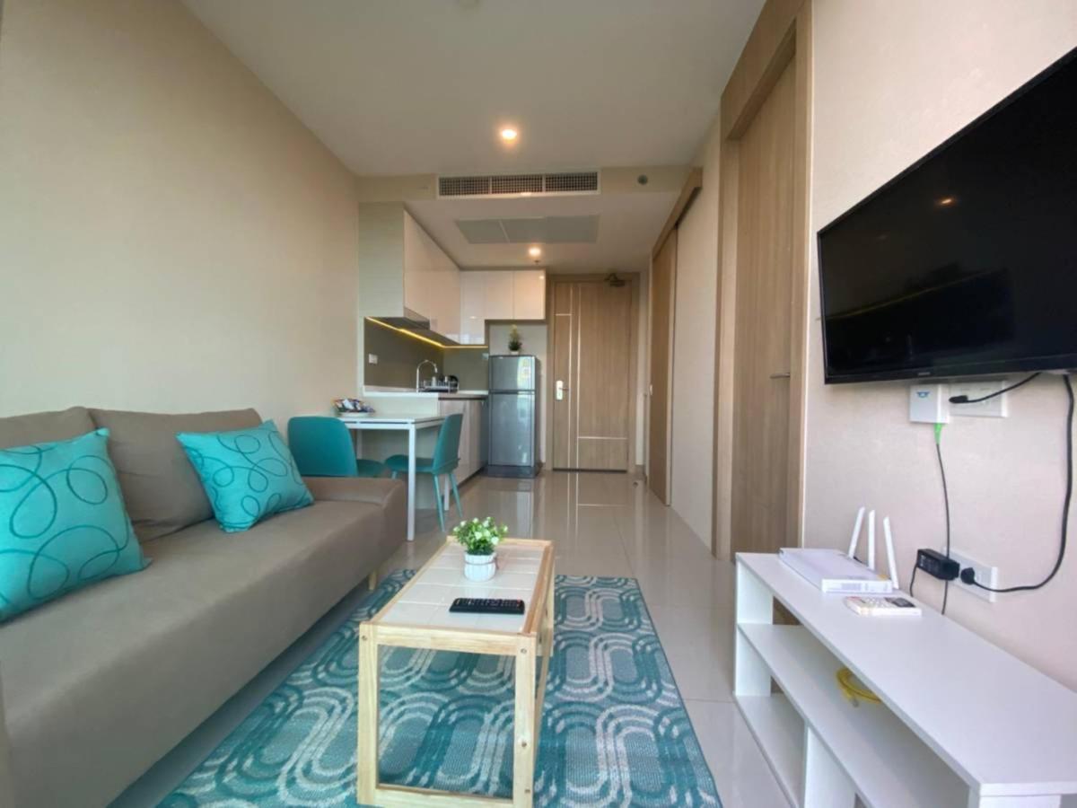 Riviera Jomtien Beach By Monthstayz Room photo
